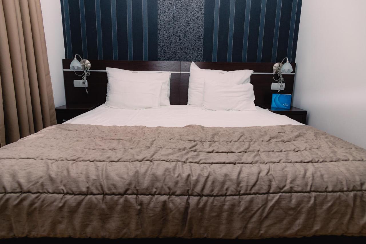 Hotel Novak Зворник Екстериор снимка
