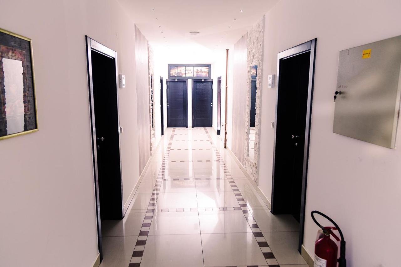 Hotel Novak Зворник Екстериор снимка