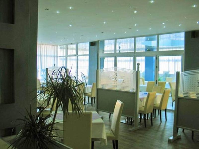 Hotel Novak Зворник Екстериор снимка